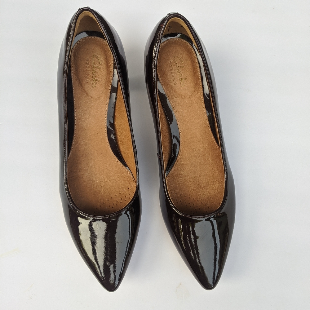 Clarks sage copper pumps
